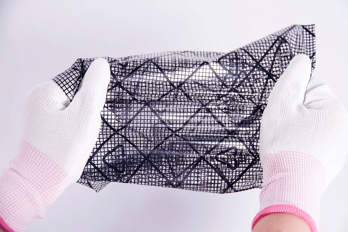 Customized Anti Static Black Conductive Grid Pe Bag Shielding Packaging Electrostatic Pc Accessories
